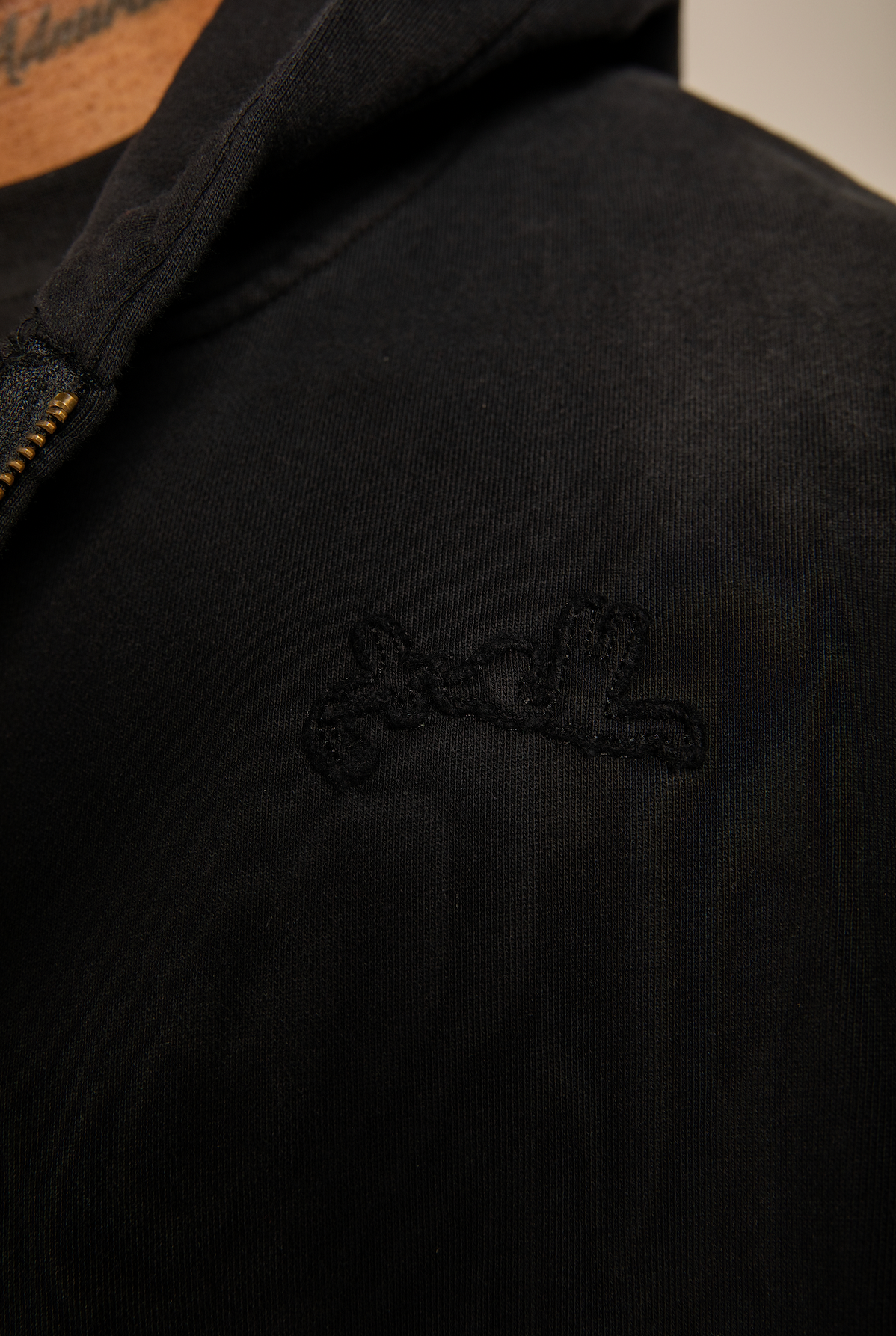 STONE BLACK SUNFADED VINTAGE ZIP-UP